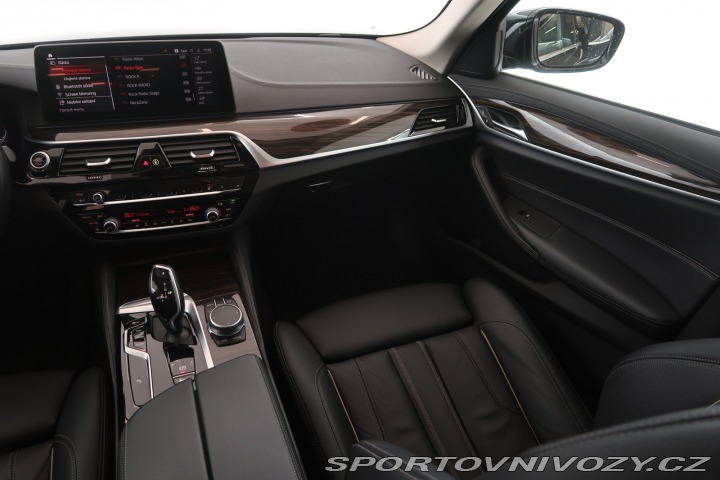 BMW 5 540i xDrive 2021