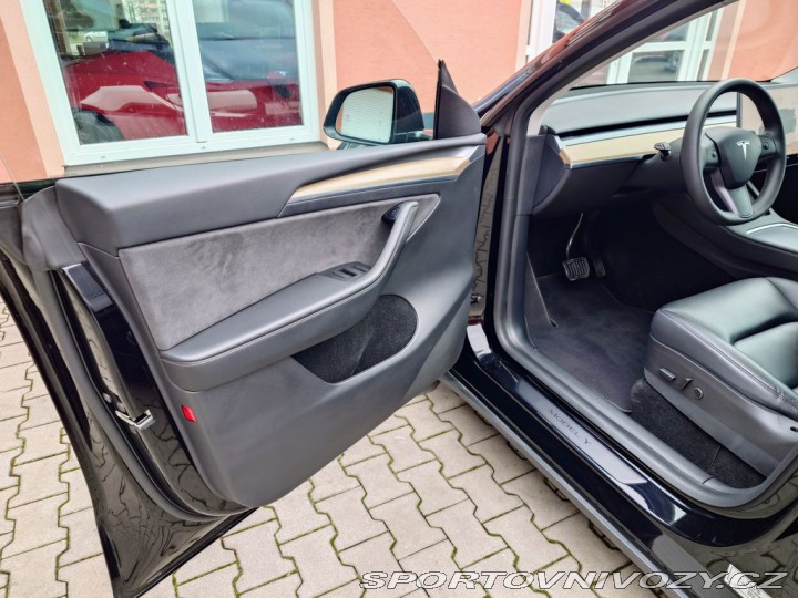 Tesla Model Y L.Range D. Motor 378kW PR 2022