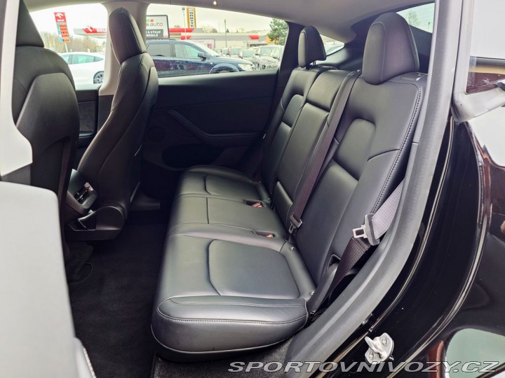 Tesla Model Y Long Range Dual Motor 378 2022