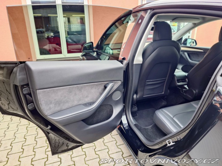 Tesla Model Y L.Range D. Motor 378kW PR 2022