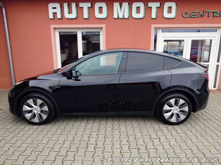 Tesla Model Y Long Range Dual Motor 378 2022