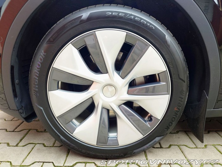 Tesla Model Y Long Range Dual Motor 378 2022