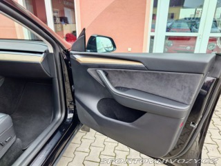 Tesla Model Y Long Range Dual Motor 378 2022