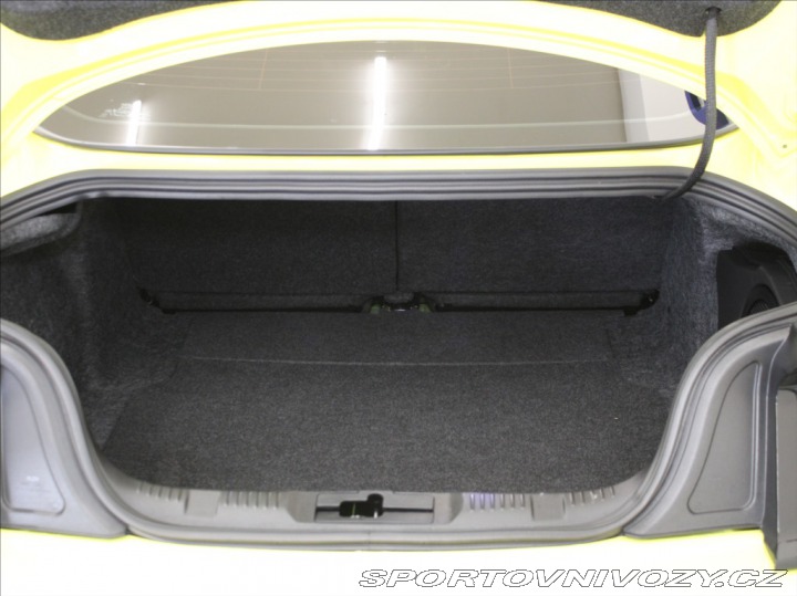 Ford Mustang 5,0 Mach1 MANUÁL 16 000 k 2022