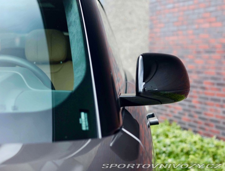 Ostatní značky Ostatní modely Land Rover Range Rover Sport  P550e Autobiography, Pln 2023