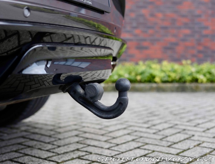 Ostatní značky Ostatní modely Land Rover Range Rover Sport  P550e Autobiography, Pln 2023