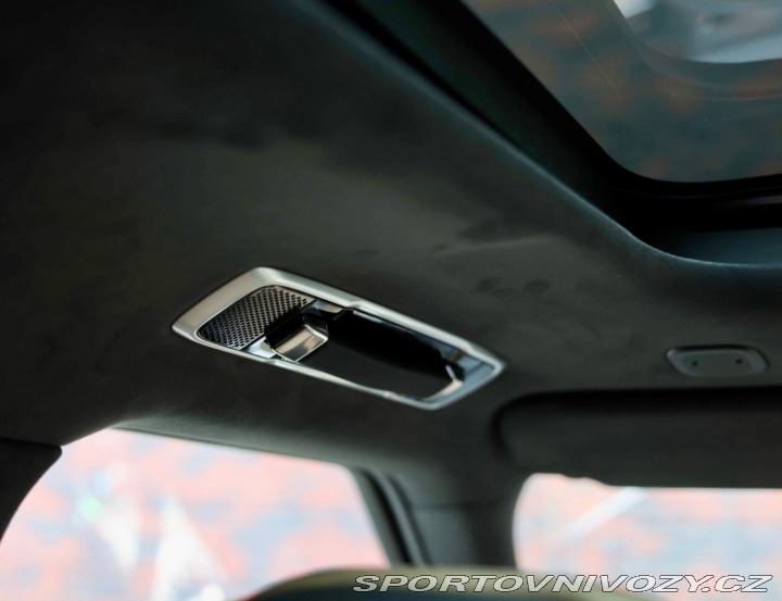 Ostatní značky Ostatní modely Land Rover Range Rover Sport  P550e Autobiography, Pln 2023