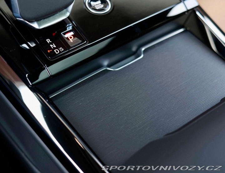 Ostatní značky Ostatní modely Land Rover Range Rover Sport  P550e Autobiography, Pln 2023