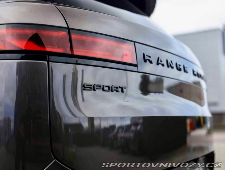 Ostatní značky Ostatní modely Land Rover Range Rover Sport  P550e Autobiography, Pln 2023