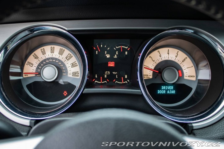 Ford Mustang GT 5.0 V8 - AJ NA SPLÁTK 2011