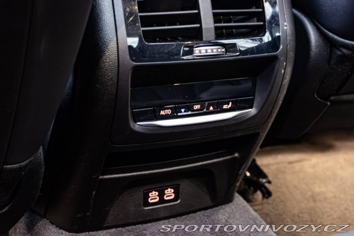 BMW iX3 210kW / TOP STAV / Panor 2021