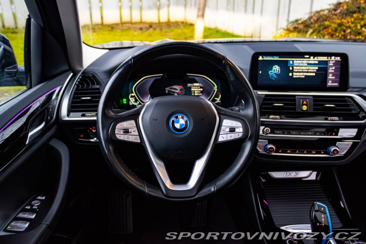 BMW iX3 210kW / TOP STAV / Panor 2021