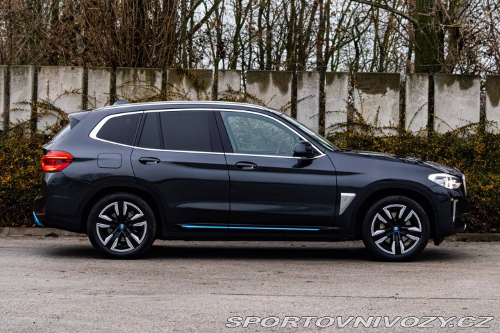 BMW iX3 210kW / TOP STAV / Panor 2021