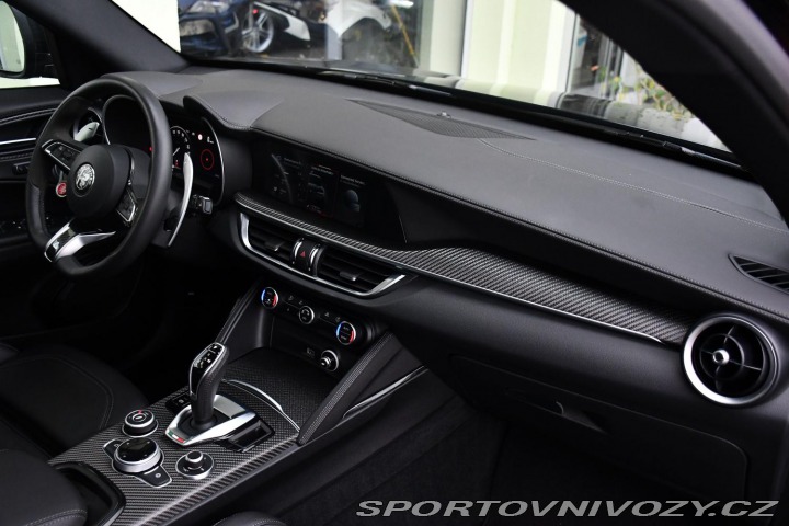 Alfa Romeo Stelvio 2.9V6 Bi-T.382 kW QUADRIF 2024