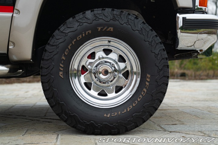 Ostatní značky Ostatní modely GMC SIERRA SLX 5.7 L V8 1990