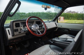 Ostatní značky Ostatní modely GMC SIERRA SLX 5.7 L V8 1990