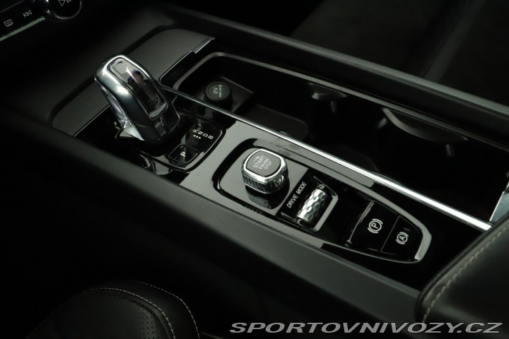 Volvo Ostatní modely XC60  T8 Twin Engine 2018