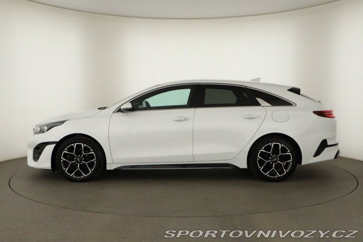 Kia ProCeed GT Line Plus 1.5 T-GDI 2022