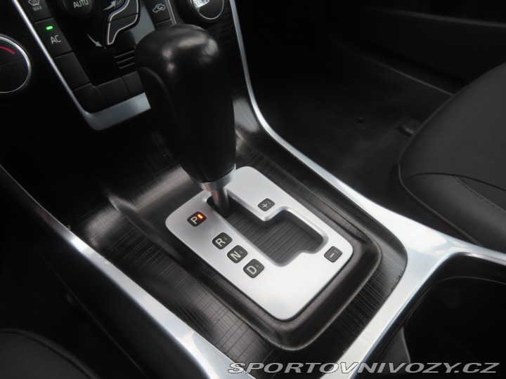 Volvo V70 D5 AWD 2012