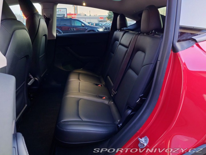 Tesla Model Y Long Range Dual Motor 378 2022