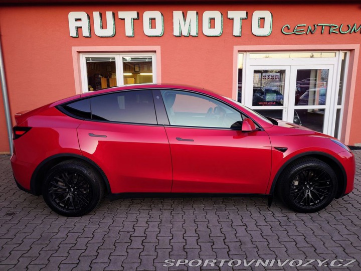 Tesla Model Y Long Range Dual Motor 378 2022