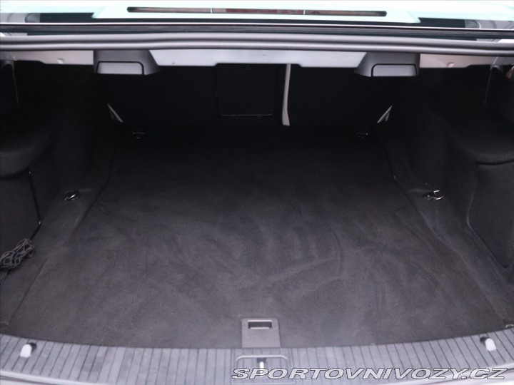 Mercedes-Benz E 3,5 E 400 Serv.kniha LED 2015