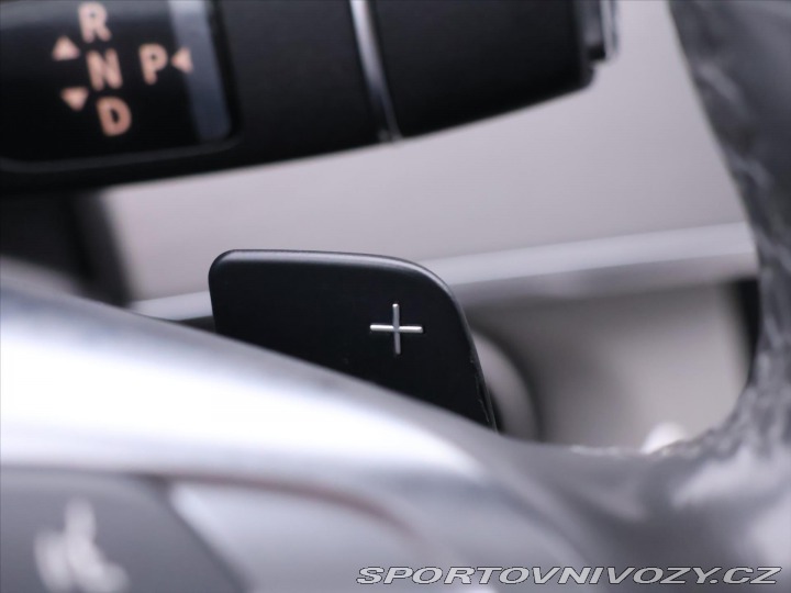 Mercedes-Benz E 3,5 E 400 Serv.kniha LED 2015