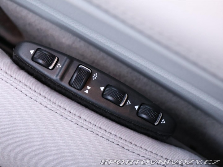 Mercedes-Benz E 3,5 E 400 Serv.kniha LED 2015