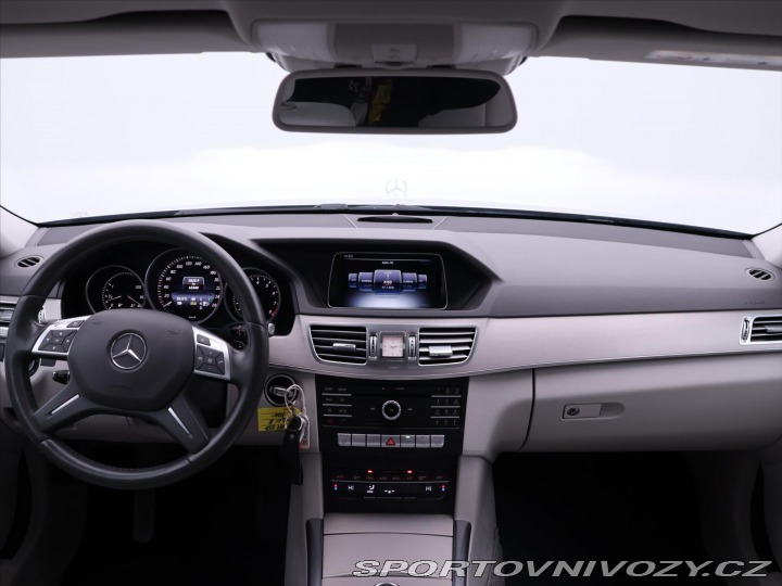 Mercedes-Benz E 3,5 E 400 Serv.kniha LED 2015
