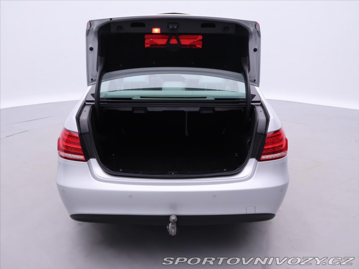 Mercedes-Benz E 3,5 E 400 Serv.kniha LED 2015