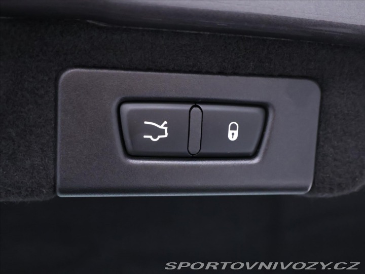 Maserati Quattroporte 3,0 Q4 316kW 4x4 LED  DPH 2018