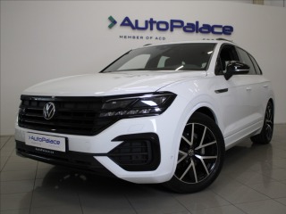 Volkswagen  Touareg 3,0 TDi 210kW R-Line 56tk