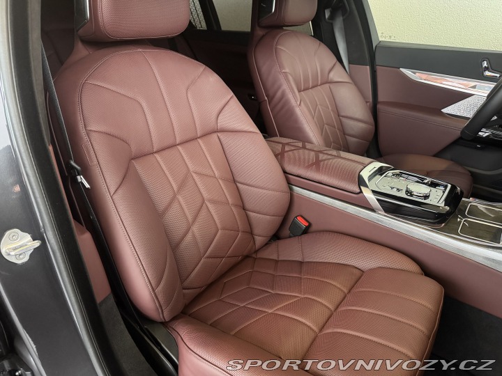 BMW i7 xDrive60 2024