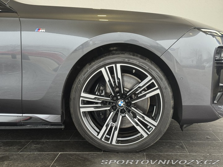 BMW i7 xDrive60 2024