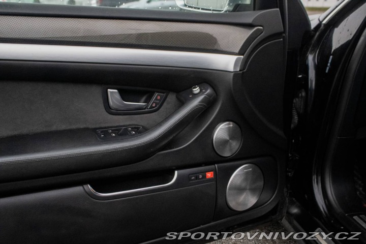 Audi S8 quattro tiptronic, 331kW 2008