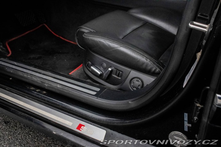 Audi S8 quattro tiptronic, 331kW 2008