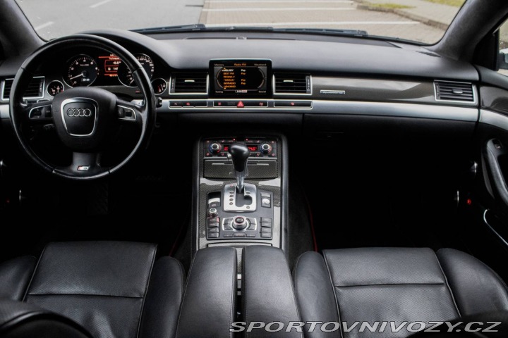 Audi S8 quattro tiptronic, 331kW 2008