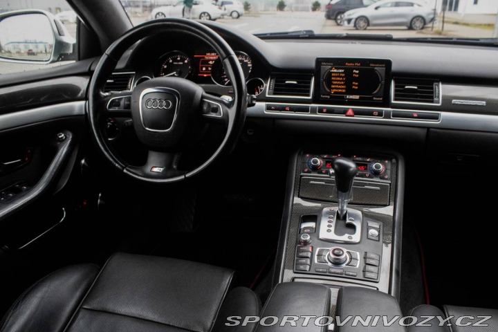 Audi S8 quattro tiptronic, 331kW 2008