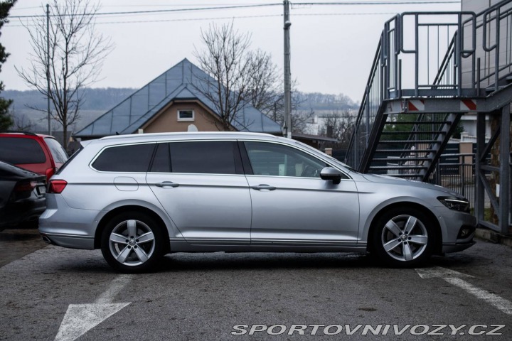 Volkswagen Ostatní modely Passat Variant Variant  2.0 BiTDI Elegan 2020