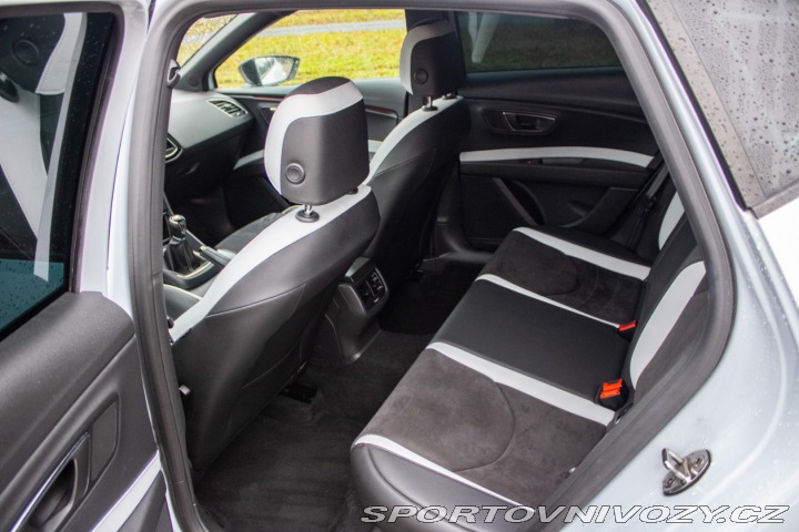 Seat Leon Cupra / AJ NA SPLÁTKY / 2016