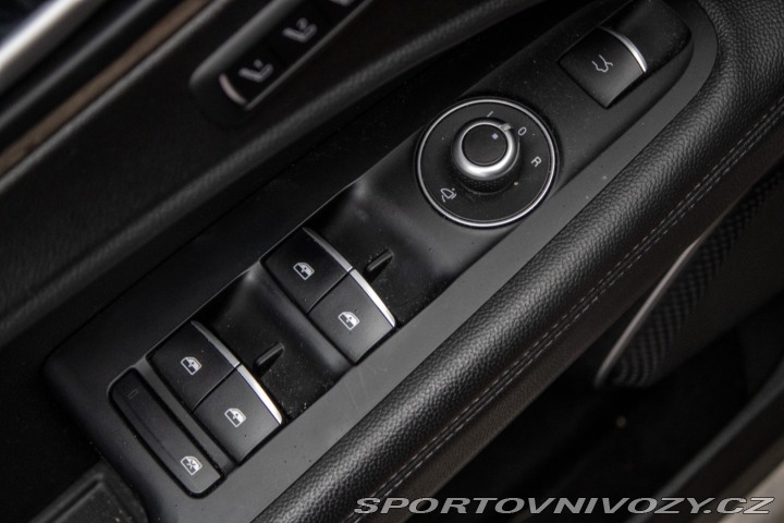 Alfa Romeo Stelvio 2.0 280k First Edition Q 2017