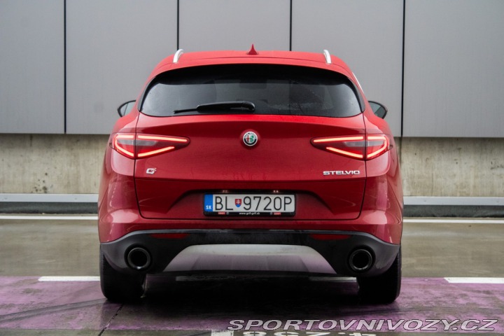 Alfa Romeo Stelvio 2.0 280k First Edition Q 2017