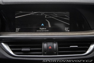 Alfa Romeo Stelvio 2.0 280k First Edition Q 2017