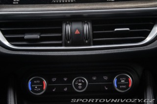 Alfa Romeo Stelvio 2.0 280k First Edition Q 2017