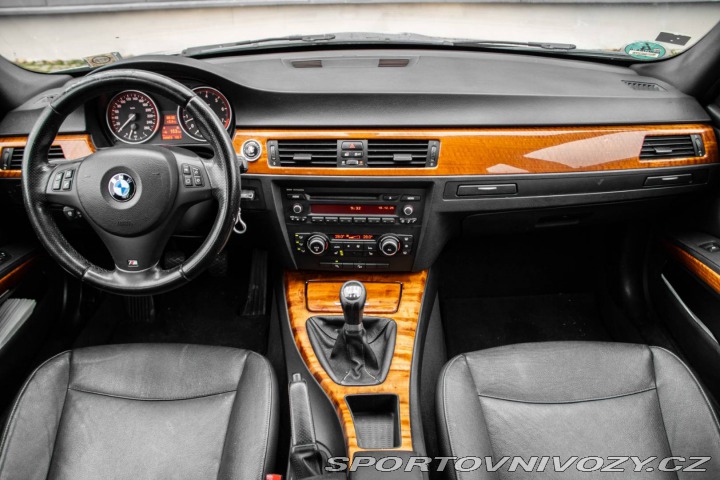 BMW 3 Touring  325i E91  xDrive 2011