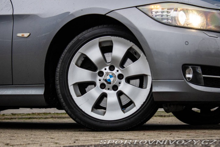 BMW 3 Touring  325i E91  xDrive 2011