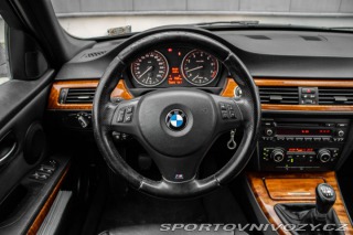 BMW 3 Touring  325i E91  xDrive 2011