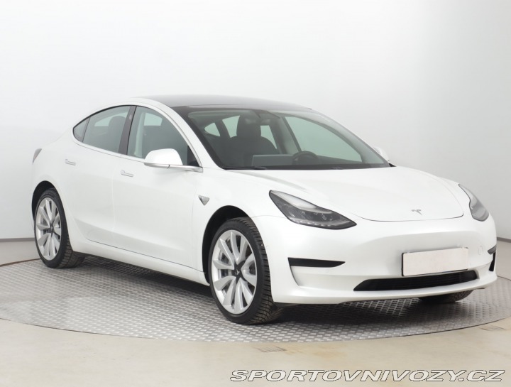 Tesla Model 3 Std Range Plus 52kWh 2020