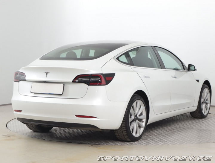 Tesla Model 3 Std Range Plus 52kWh 2020
