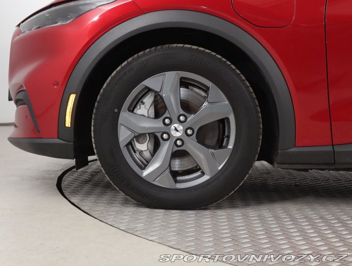 Ford Mustang Mach-E  Standard Range RW 2021